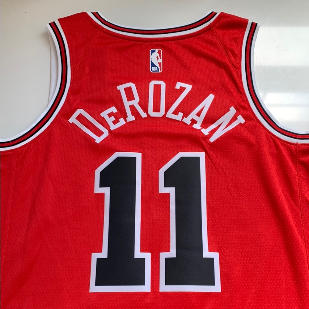 DeMar DeRozan Chicago Bulls Icon Edition 2022/23 Nike Jersey